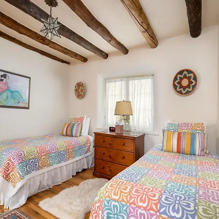 Holiday home Harmony House